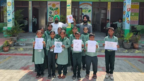 स्कूलों द्वारा चलाए जा रहे नशा विरोधी जागरुकता कार्यक्रम