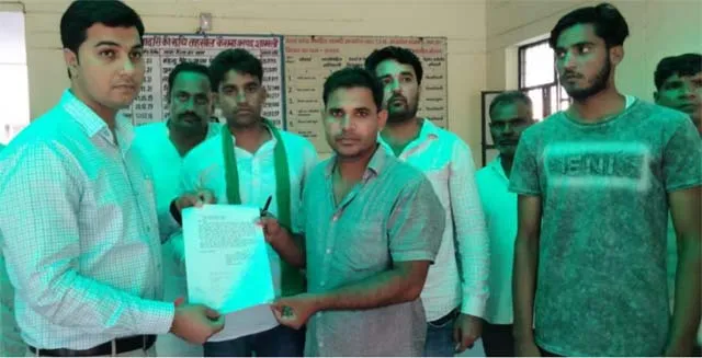 एडीओ पंचायत पर घूसखोरी व धांधलेबाजी का आरोप