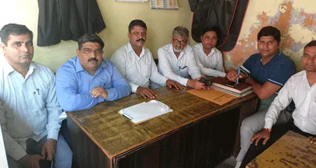 कैराना में तीसरे दिन भी कलमबंद हड़ताल पर रहे अधिवक्ता