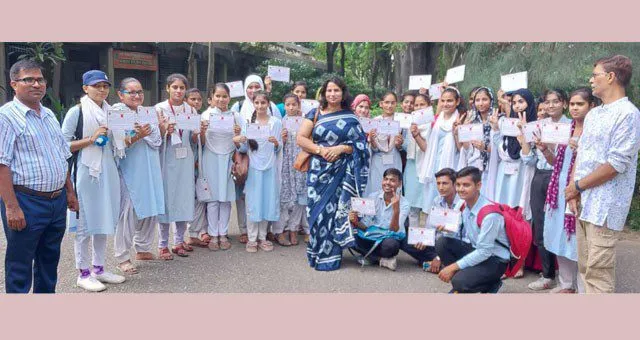 वीएसपी कॉलेज में रोवर्स-रेंजर्स को प्रदान किये प्रमाण-पत्र
