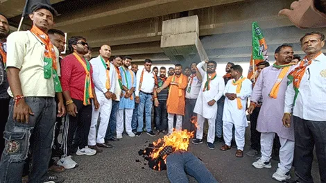 भाजपा एससी मोर्चा लुधियाना ने गहलोत सरकार का फूंका पुतला