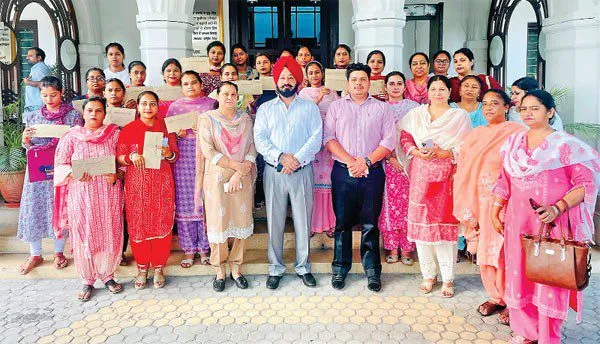 आंगनवाड़ी केन्द्रों का सामाजिक सेवाओं में अहम रोल: अजीतपाल
