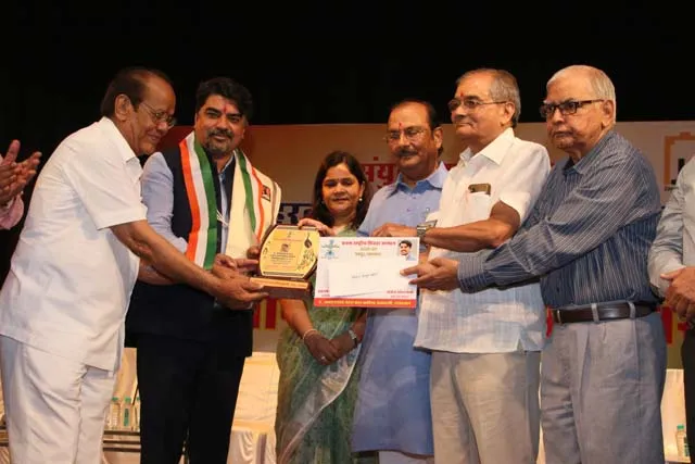 बबेले को राष्ट्रीय पुरस्कार, अकादमी द्वारा प्रकाशित 57 किताबों का लोकार्पण