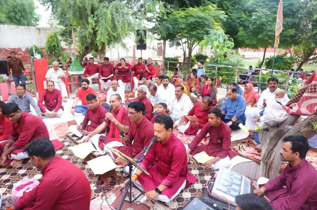 जेल से बाहर निकलकर सदमार्ग पर चलने की कामना की