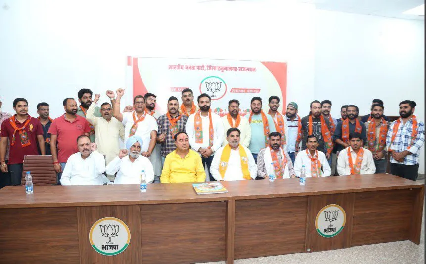 आप के यूथ विंग जिलाध्यक्ष ‘आप’ को छोड़ भाजपा के हो लिए !
