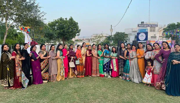 माउंट लिट्रा जी स्कूल में डांडिया उत्सव का आयोजन