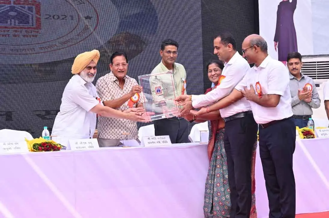 Felicitation Ceremony : प्रशासन शहरों संग अभियान -2021 सम्मान समारोह हुआ सम्पन्न
