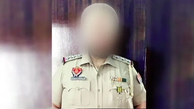 रिश्वत केस में विजिलेंस ब्यूरो द्वारा एसएचओ दबोचा