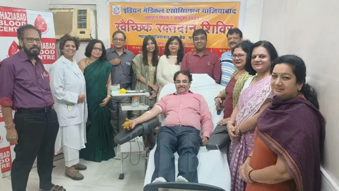 आईएमए की नई अध्यक्ष डॉ वाणी पुरी की टीम ने रक्तदान कर की अपने कार्यकाल की शुरुआत 