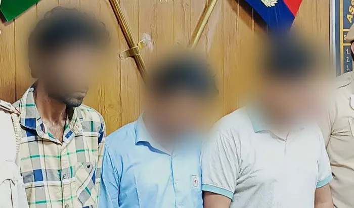 बैंक खाते में जमा रुपये हड़पने को अपहरण करके की थी साथी की हत्या, तीन गिरफ्तार