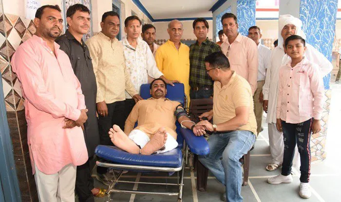 ठाकुर जी की रसोई द्वारा रक्तदान शिविर का आयोजन