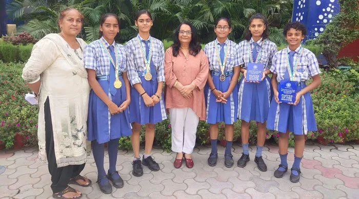 सब-जूनियर हॉकी चैंपियनशिप में लिटल एंजल्स स्कूल की खिलाड़ियों ने जीता स्वर्ण पदक