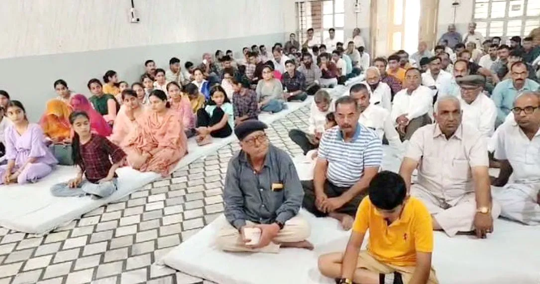 राजपूत समाज की प्रतिभाओं को किया सम्मानित