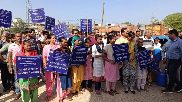 कर्मचारी भविष्य निधि संगठन, क्षेत्रीय कार्यालय, रोहतक द्वारा एचएसआईआईडीसी, रोहतक में ‘एक तारीख-एक घंटा’, स्वच्छता अभियान का आयोजन
