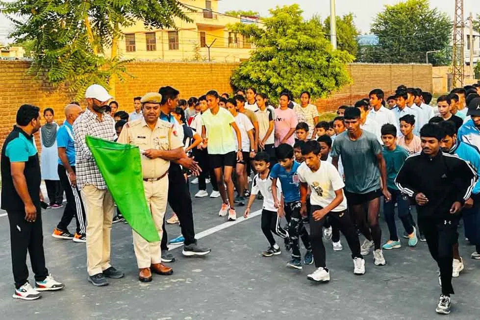 Sadbhavana race: सद्भावना दौड़ में राजपाल और आरती प्रथम