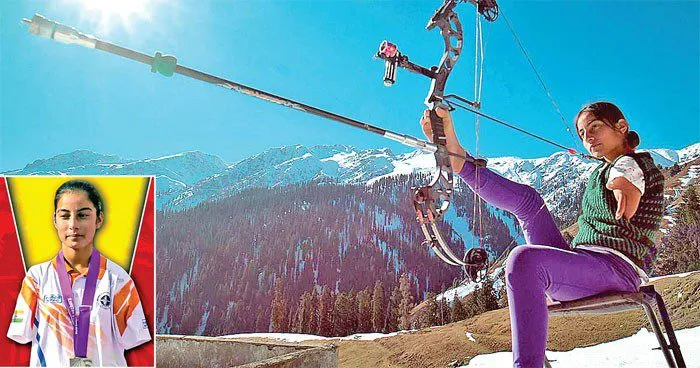 जन्म से नहीं दोनों हाथ फिर भी कर रही कमाल