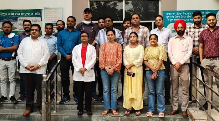 सरकारी अस्पताल के डॉक्टर के साथ दुरव्यवहार करने वाले पर कार्रवाई की मांग