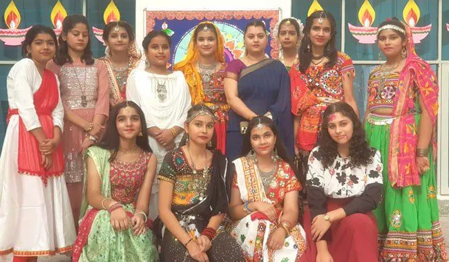 माउंट लिट्रा ज़ी स्कूल के छात्रों ने एकल नृत्य प्रतियोगिता में दिखाया हुनर