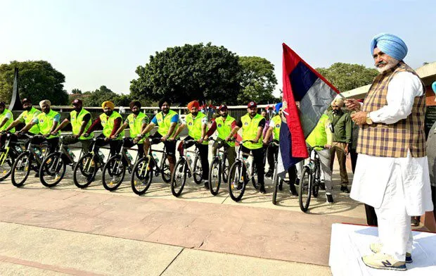 झंडा दिवस फंड में डिजिटल ढंग से योगदान देने के लिए ‘क्यूआर कोड’ किया जारी