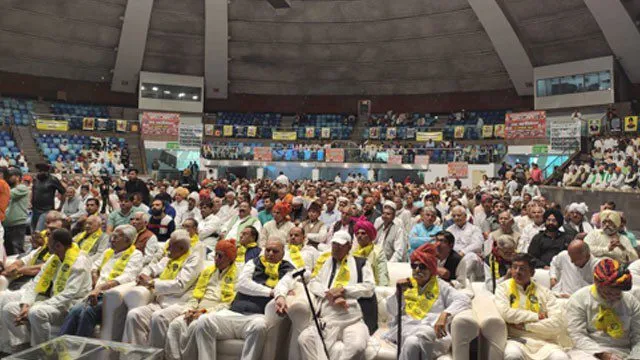 जाटों ने केंद्र में आरक्षण को लेकर राजधानी दिल्ली के तालकटोरा स्टेडियम से भरी हुंकार 