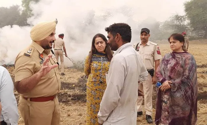 पराली जलाने वाले 85 लोगों के काटे चालान, 2 लाख का लगाया जुर्माना