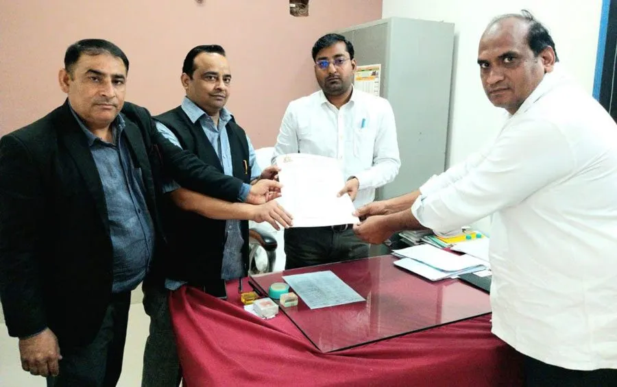 सच्चर कमेटी की सिफारिशे लागू करने की मांग, सौंपा ज्ञापन