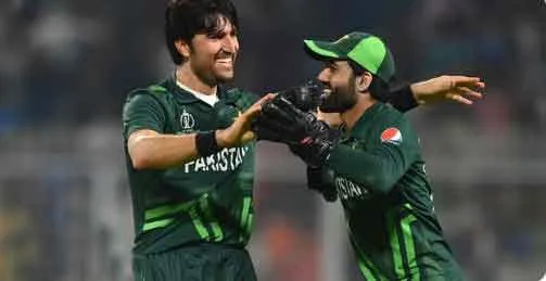 World Cup Semi Final for Pakistan: पाकिस्तान पहुंचेगी सेमीफाइनल में? ये बन रहा है समीकरण!