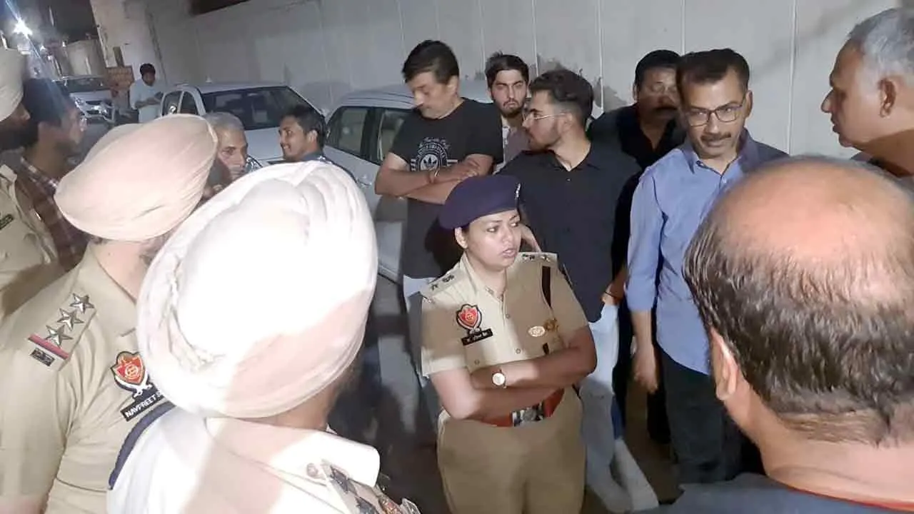 एसएसपी ने घायल महिला के घर का किया दौरा