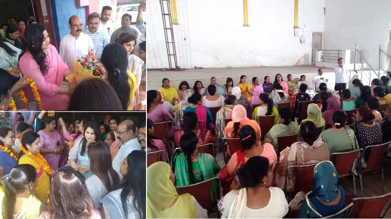 Holi Milan Samaroh: भाजपा महिला मोर्चा ने होली मिलन समारोह का किया आयोजन