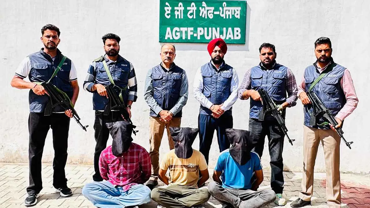 विदेशी गैंगस्टरों गोल्डी बराड़, रोहित गोदारा के तीन गुर्गे हथियारों के साथ गिरफ्तार
