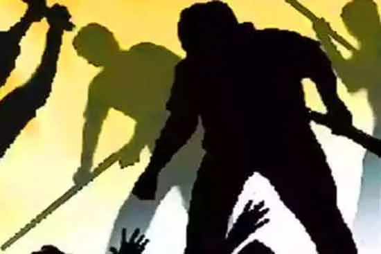 घर में घुसकर मारपीट के आरोप में चार पर रिपोर्ट दर्ज