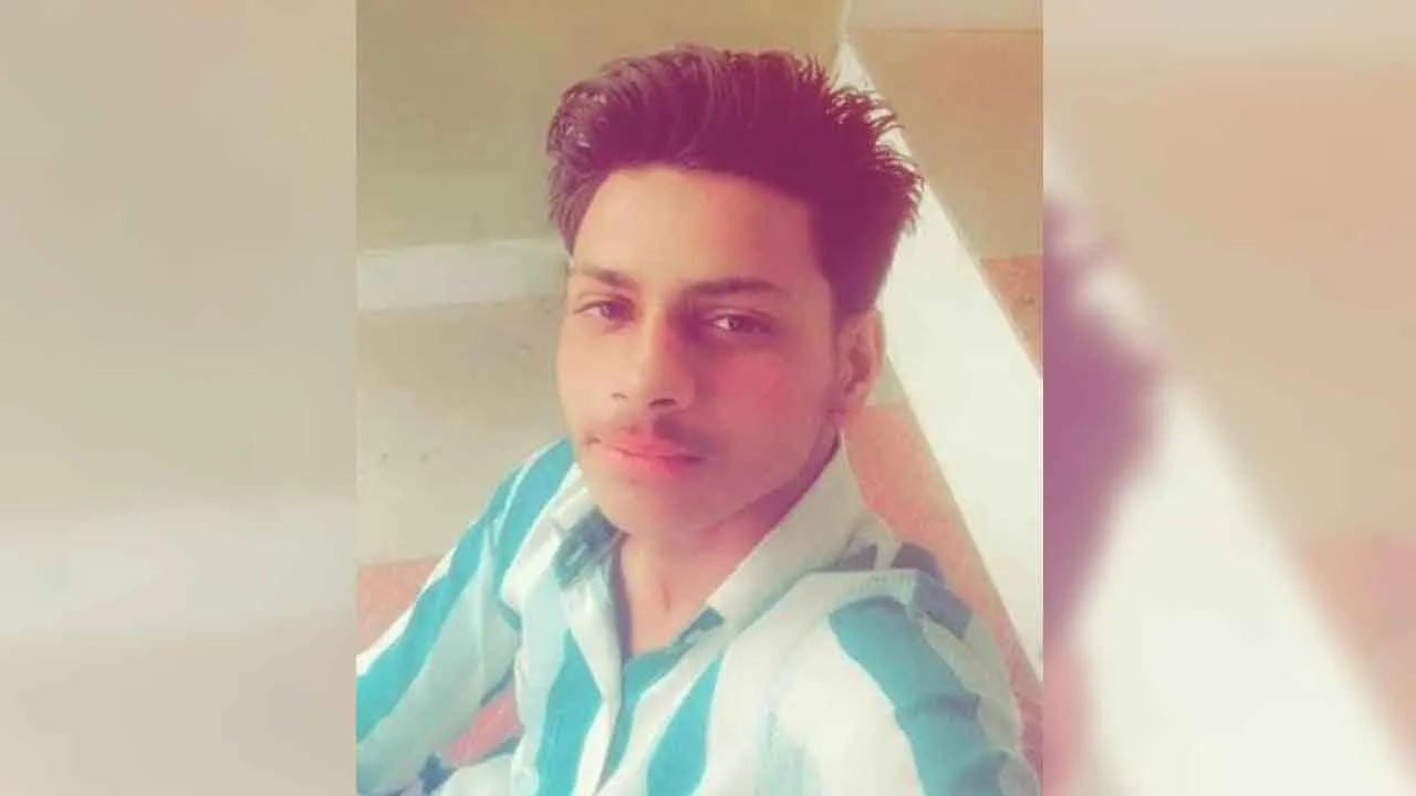 बाइकों की भिड़ंत में किशोर की दर्दनाक मौत, एक घायल