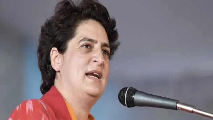 जनता को कर्ज में डुबोकर देश का भला नहीं कर रही सरकार : प्रियंका
