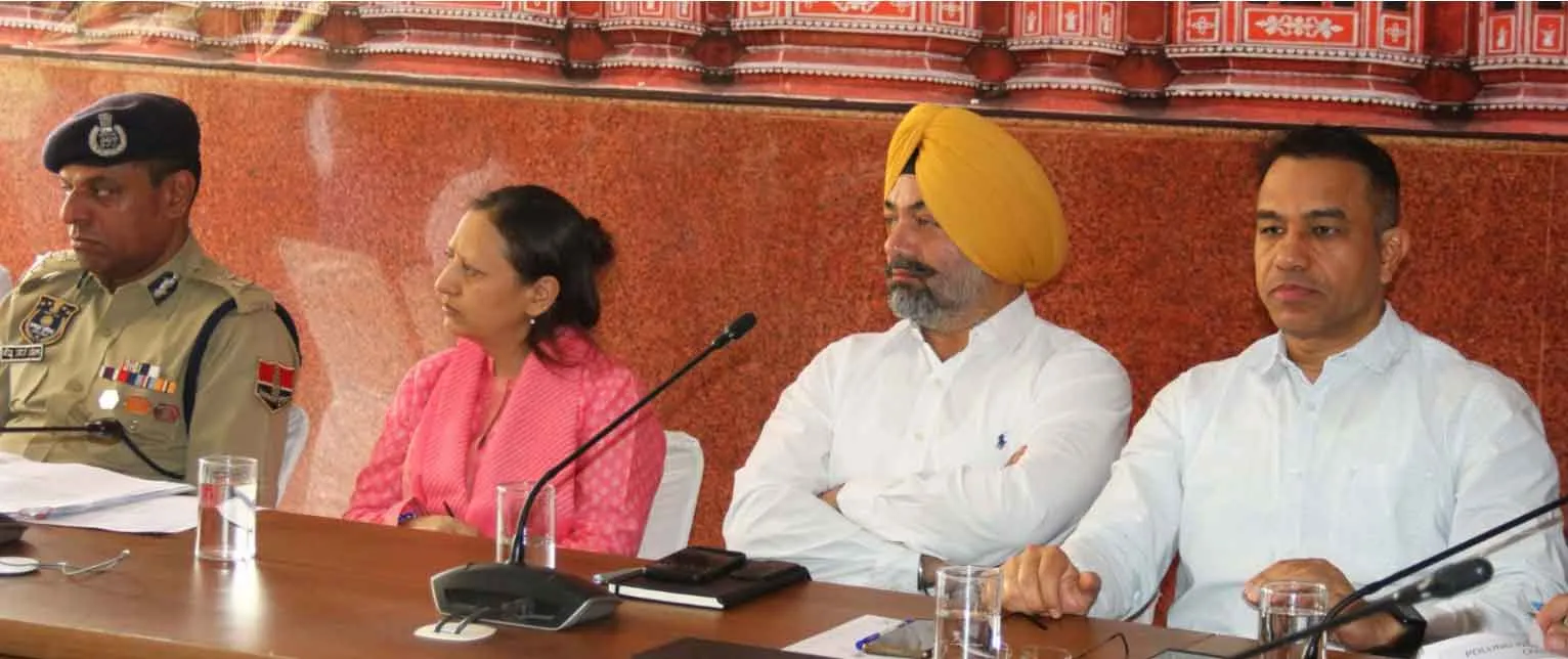 स्वतंत्र, निष्पक्ष एवं शांतिपूर्ण चुनाव की परंपरा को रखें कायम : चुनाव पर्यवेक्षक