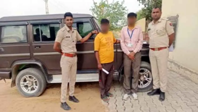 बोलेरो सवार के कब्जे से 16 लाख रुपए की संदिग्ध राशि जब्त