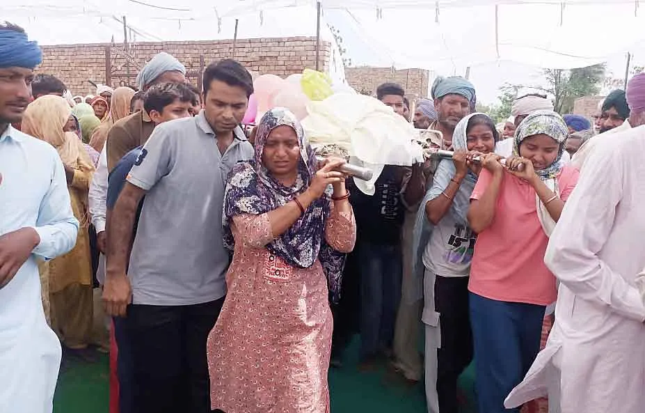 श्रीगुरूसरमोडिया : पूर्व सरपंच मंगत सिंह इन्सां के देह दान अवसर पर उमड़ा जनसैलाब!