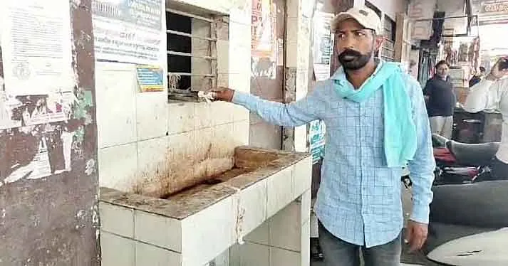 जिम्मेदारों की अनदेखी का शिकार जंक्शन का बस स्टैंड