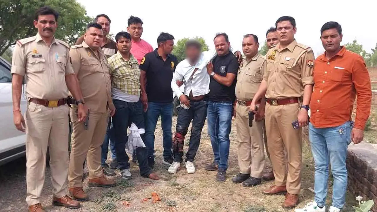 हिस्ट्रीशीटर सहित दो शातिरों को पुलिस ने मुठभेड़ के दौरान किया गिरफ्तार