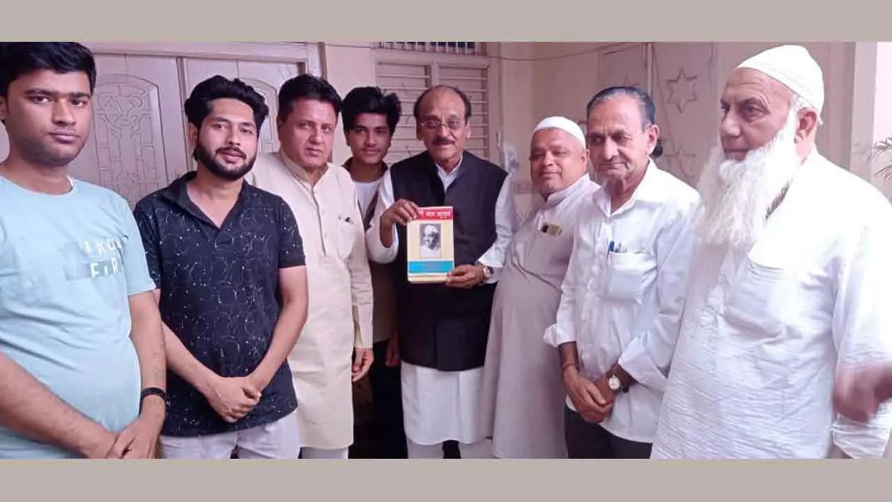 इकरा की जीत के लिए जी-जान से जुटे कार्यकर्ता: शेखर बहुगुणा