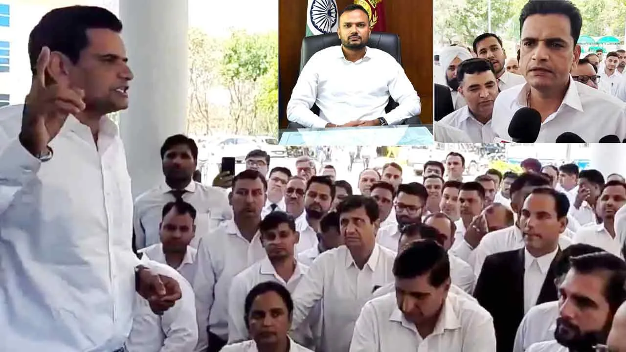 वकीलों और डीसी के बीच किस बात को लेकर हुई तकरार
