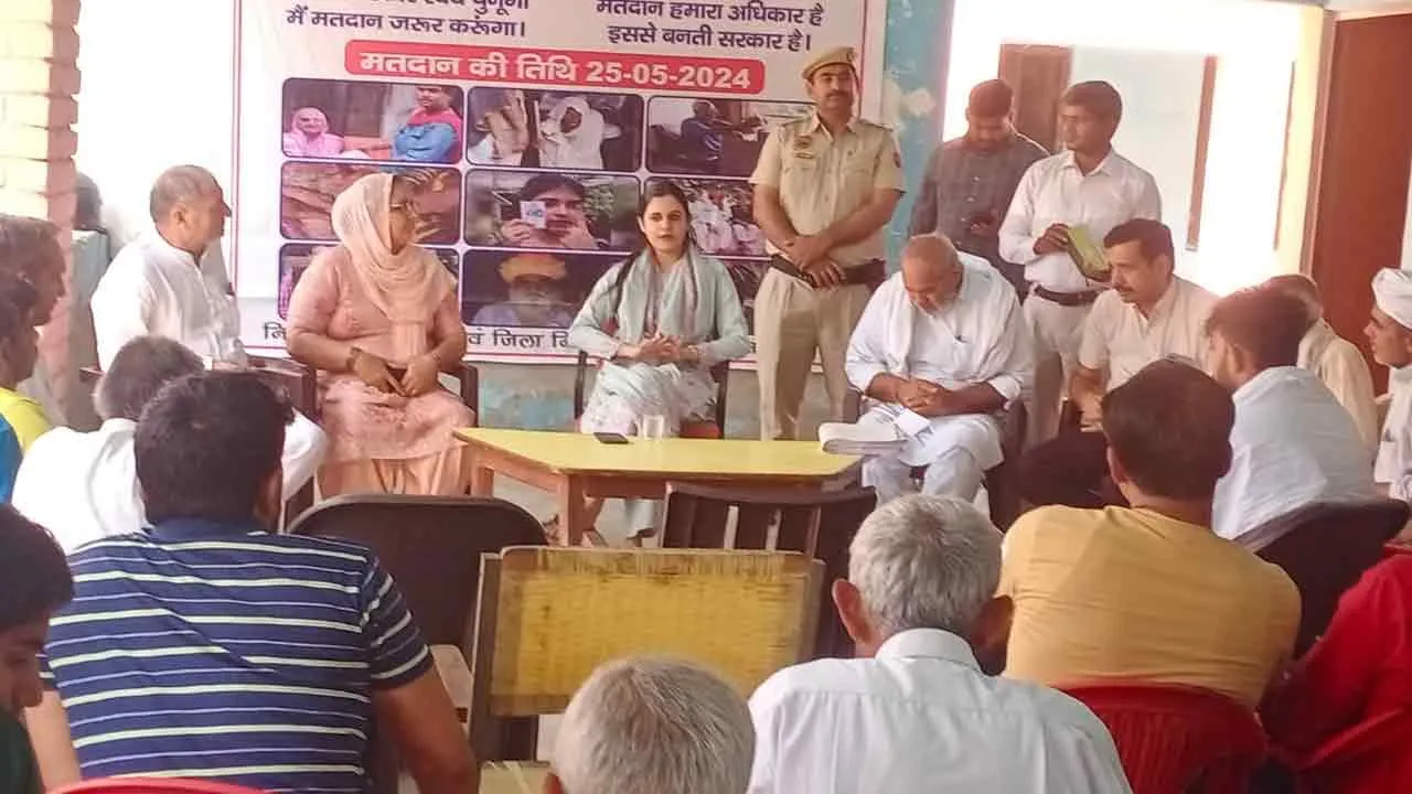 शत प्रतिशत मतदाता करें मतदान का प्रयोग : श्वेता सुहाग