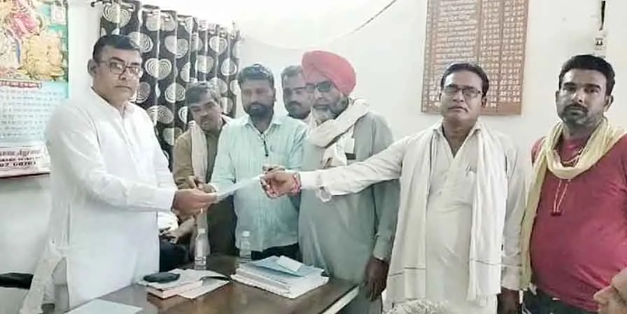 सुचारू रूप से हो सरसों की सरकारी खरीद, सहकारी समिति अध्यक्ष को सौंपा ज्ञापन