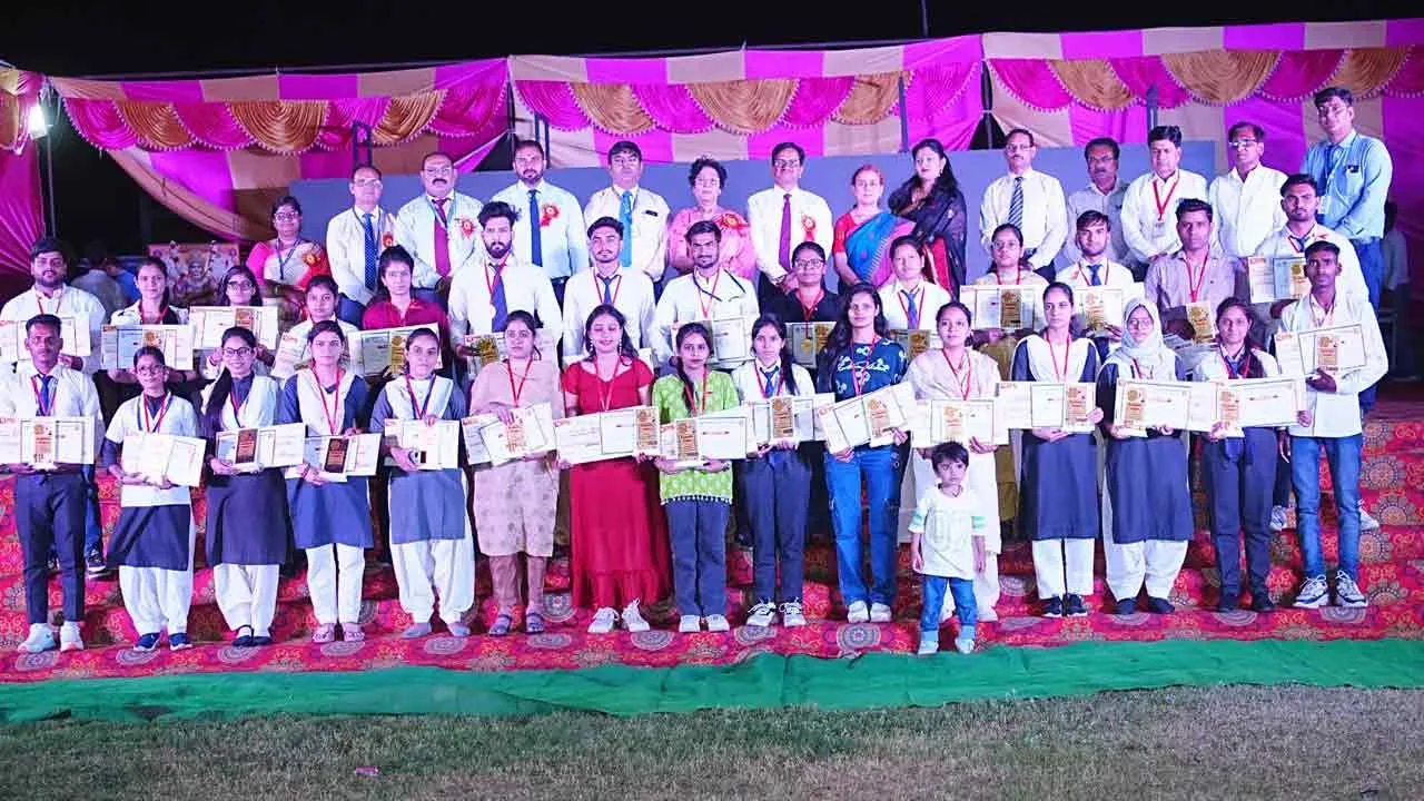 भगवन्त ग्रुप ऑफ इंस्टीट्यूशन्स में 24 वॉ वार्षिक उत्सव गिलट्ज़ आयोजित