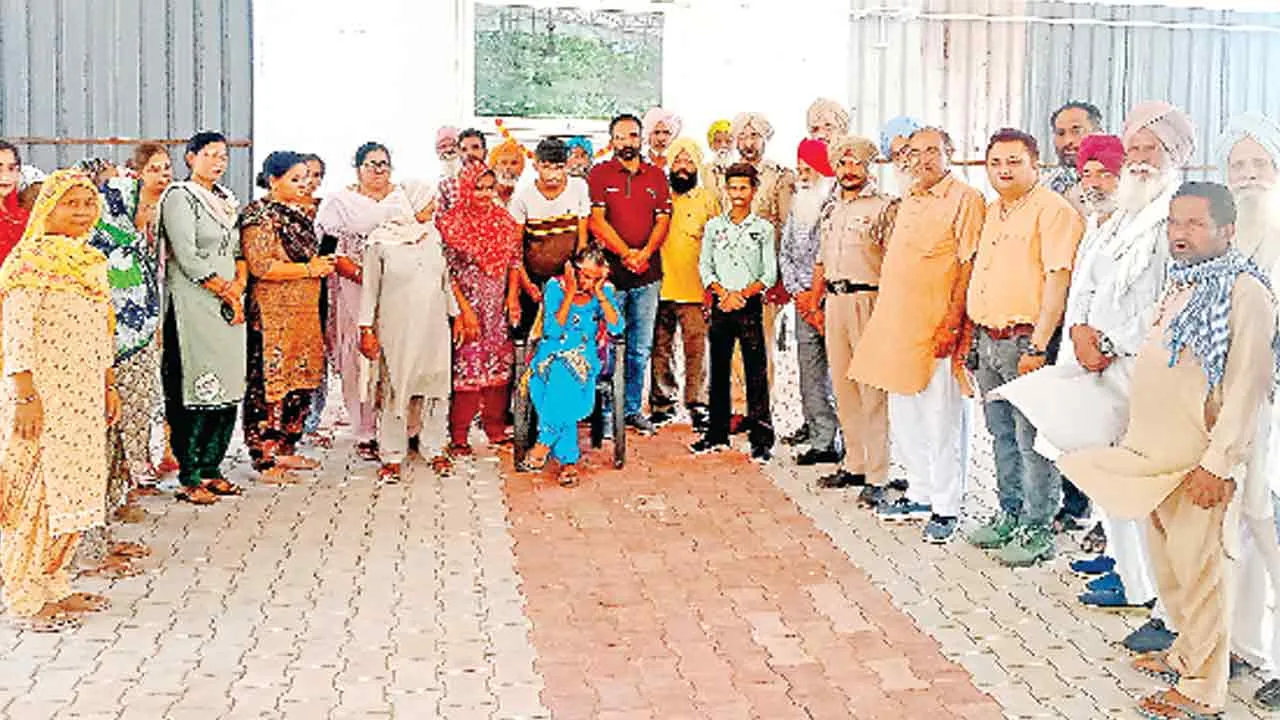 मंदबुद्धि महिला के लिए फरिश्ता बन पहुंचे डेरा श्रद्धालु