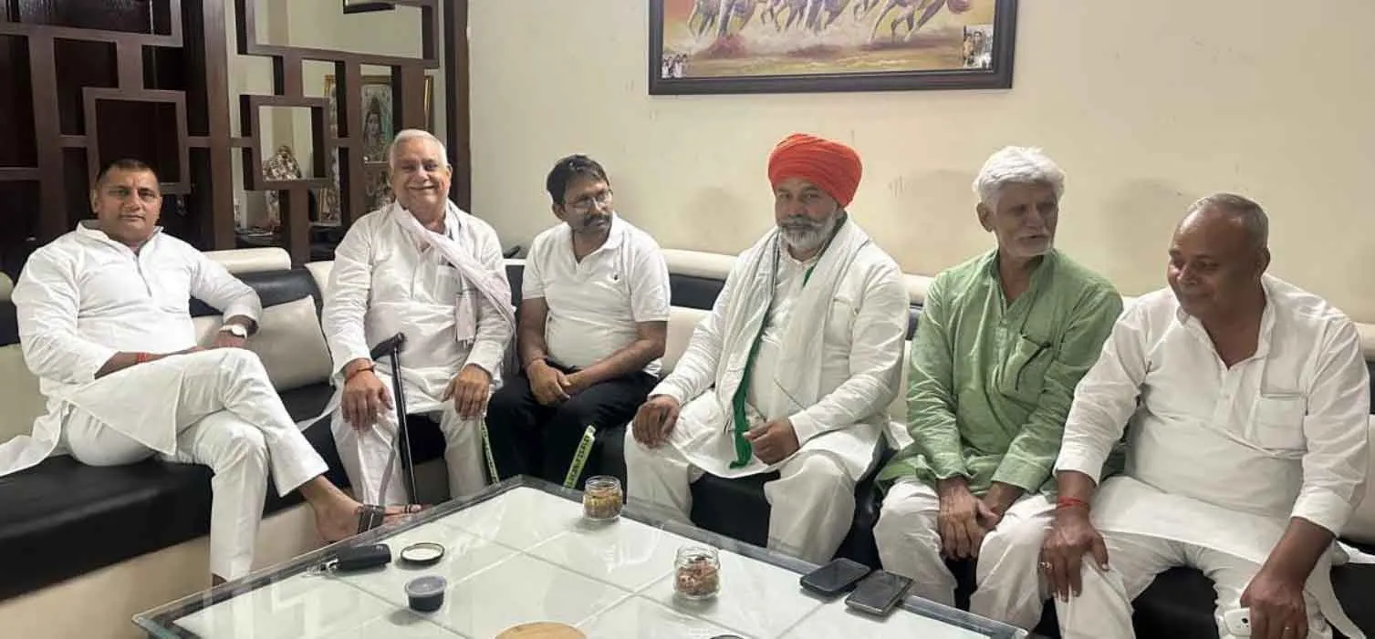 गलत खान-पान बिगाड़ रहा सेहत: चौ राकेश टिकैत