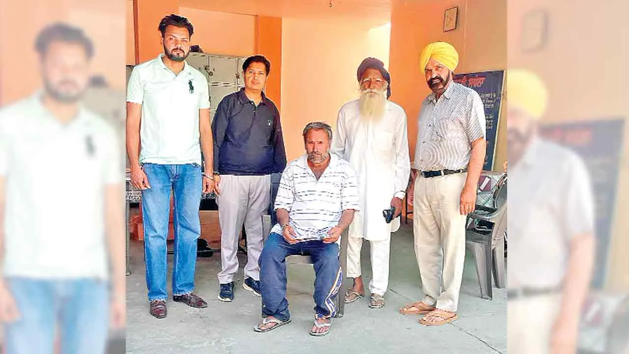 इन्सानियत: डेरा श्रद्धालुओं ने मंदबुद्धि व्यक्ति को परिवार से मिलवाया