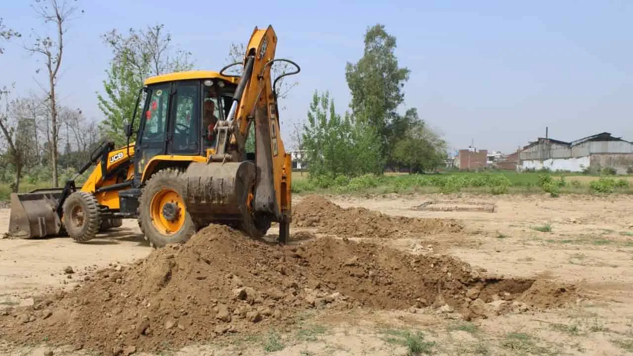 यमुनानगर की इन अवैध कालोनियों पर चला बुलडोजर