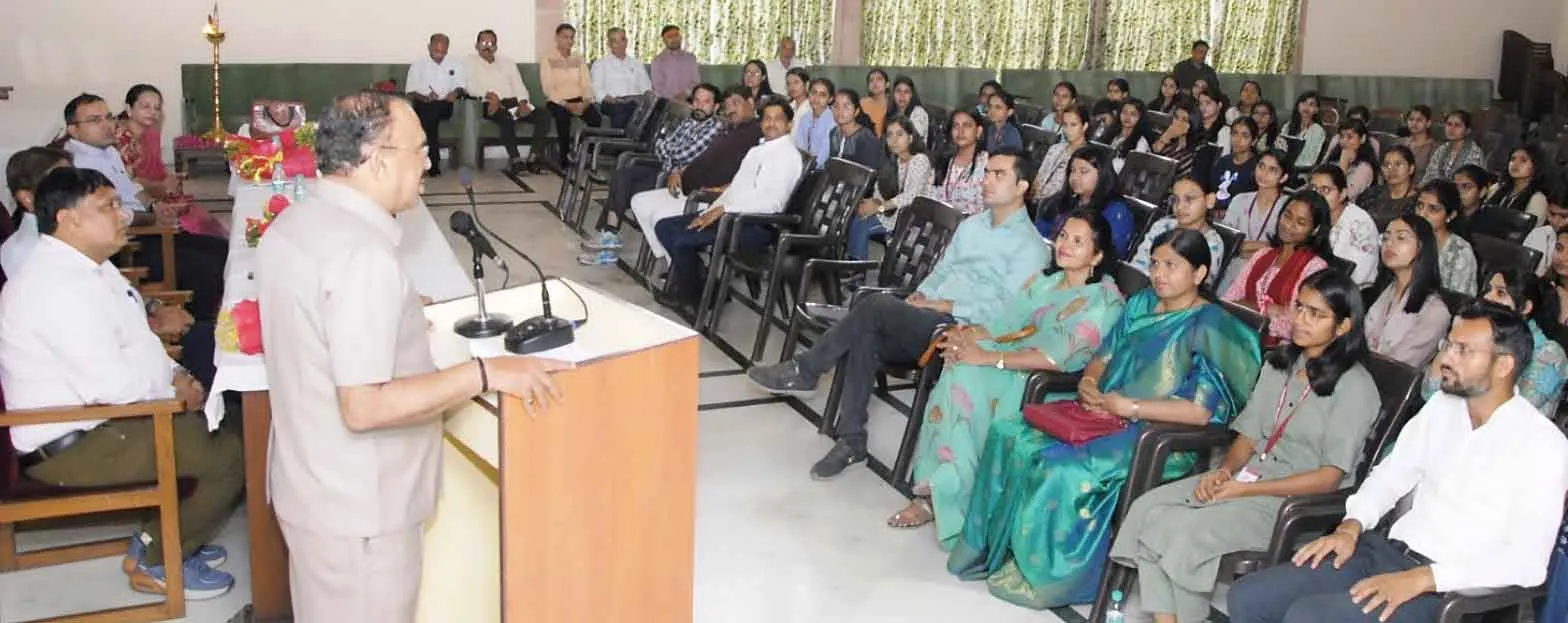 अतीत को जानें, वर्तमान को समझें और भविष्य को नई दिशा दें : विधानसभा अध्यक्ष