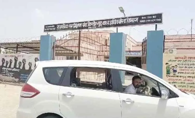 आंखों में लाल मिर्च डालकर फरार हुए चारों बाल अपचारी पुलिस की पकड़ से दूर