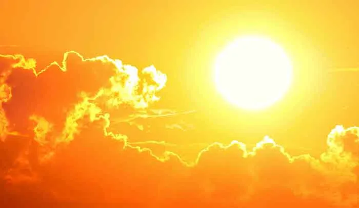 Telangana Weather: तेलंगाना में अगले 48 घंटे तक लू की स्थिति यथावत बने रहने के आसार
